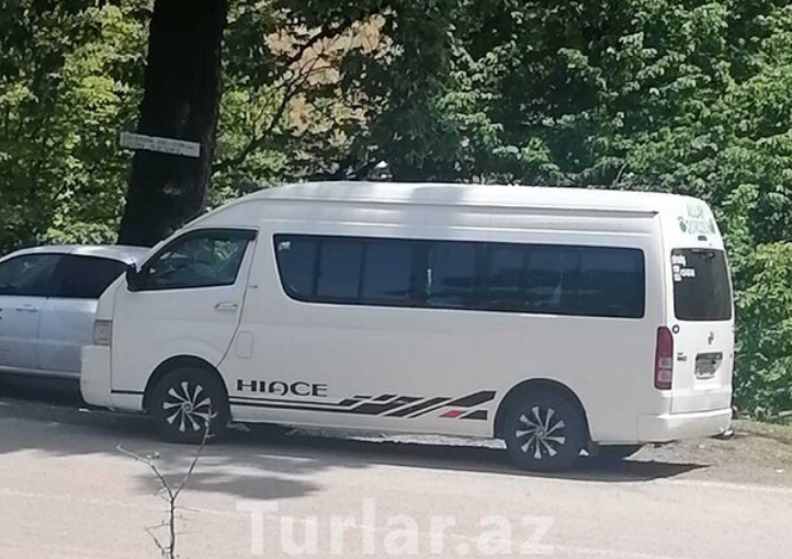 Toyota Hiace 14 nəfərlik mikroavtobus